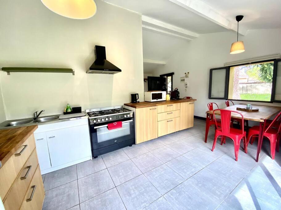 La Lande - Petite Maison Avec Jardin Vendat ภายนอก รูปภาพ