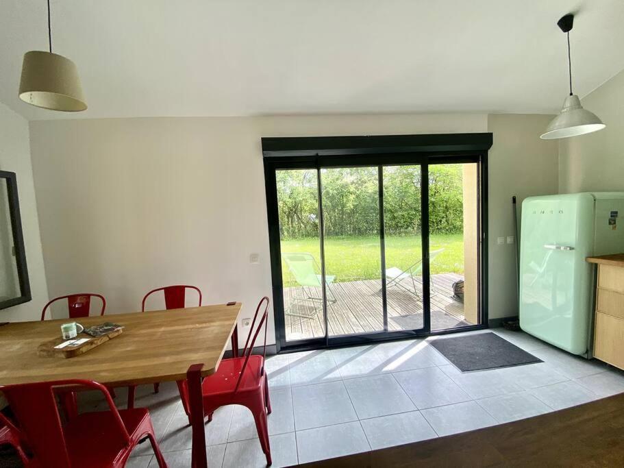 La Lande - Petite Maison Avec Jardin Vendat ภายนอก รูปภาพ